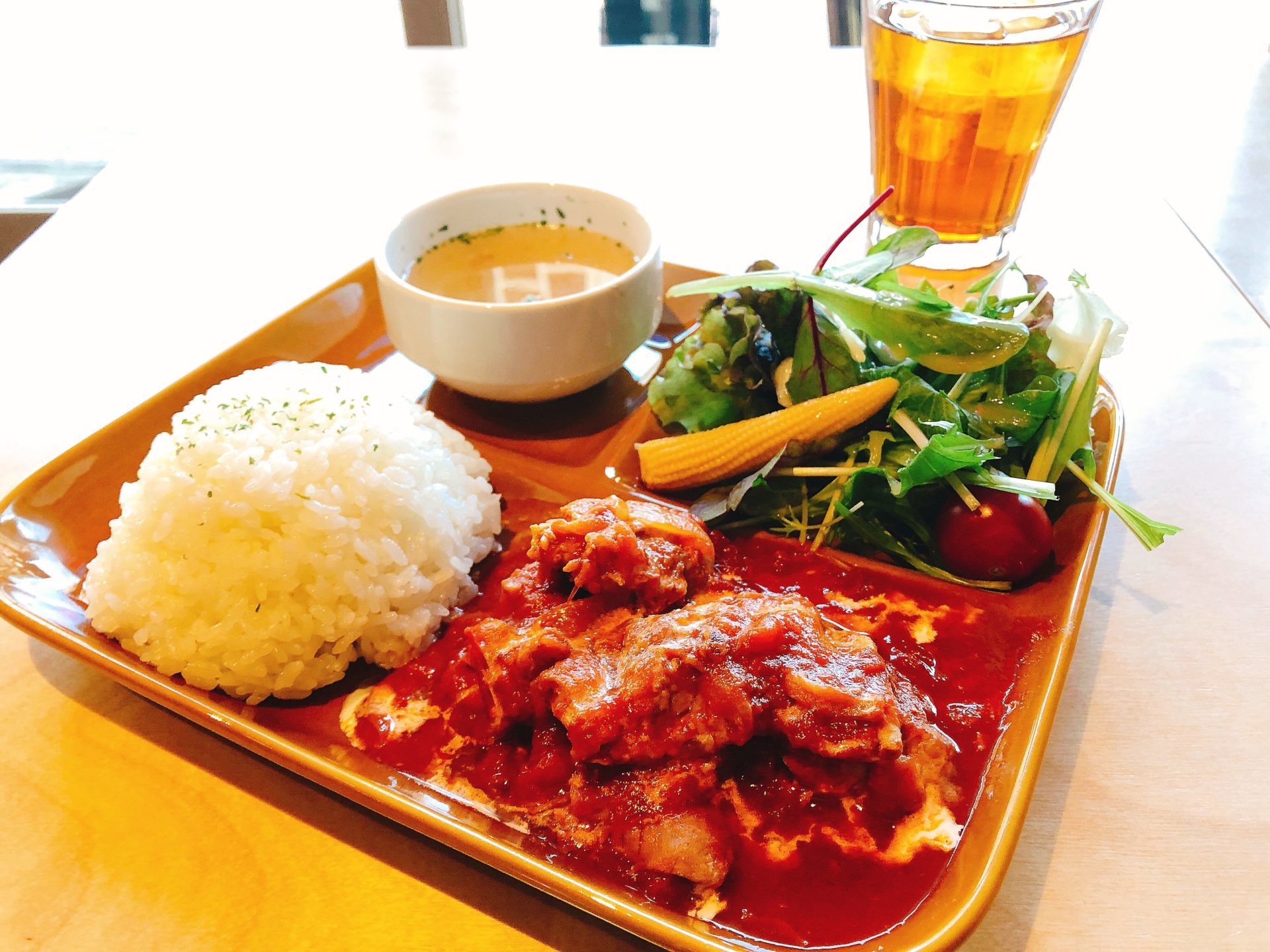 トマトチキン煮込みランチ