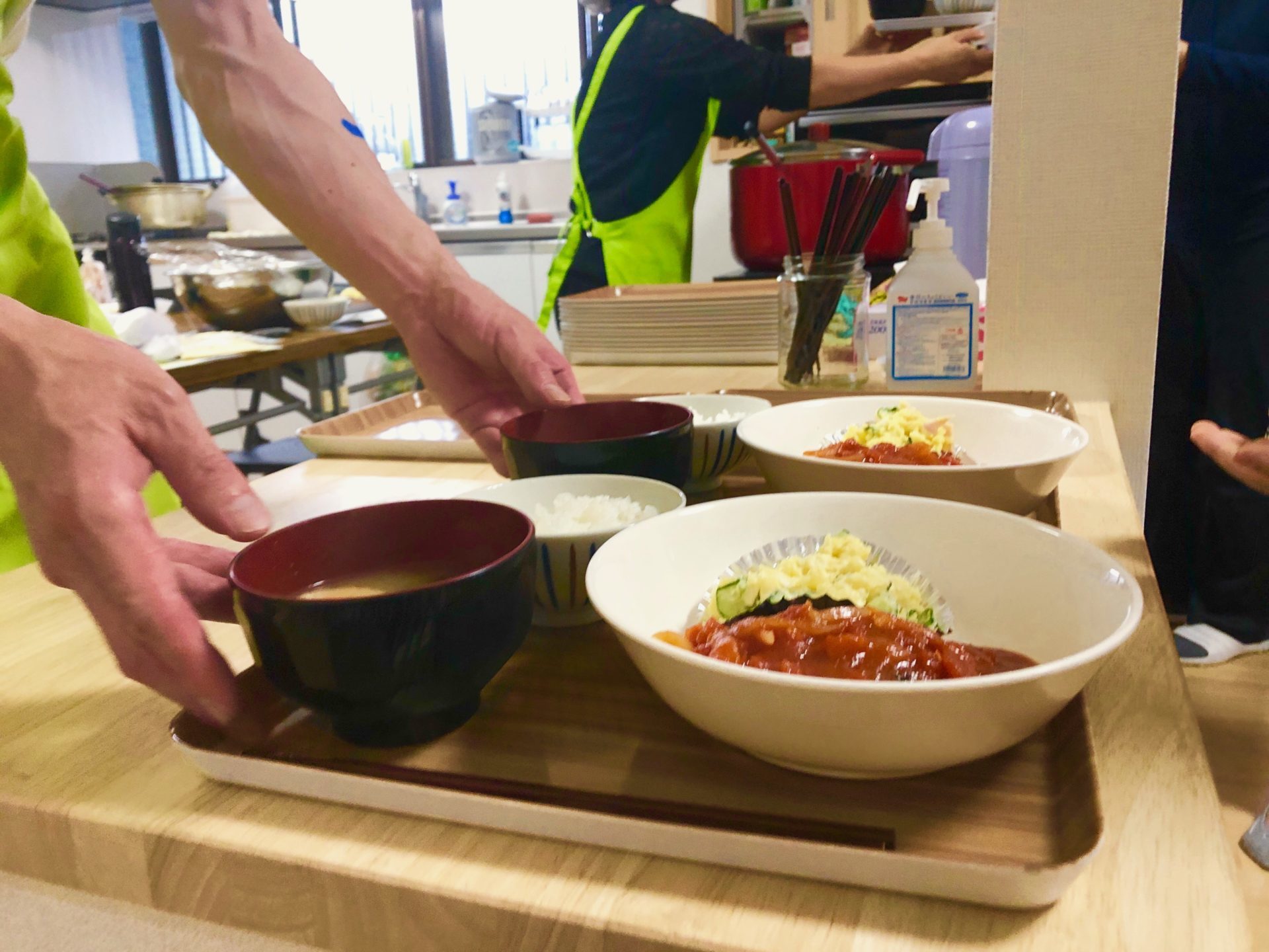 ハンバーグトマト煮込み