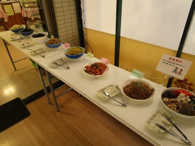 朝食バイキング