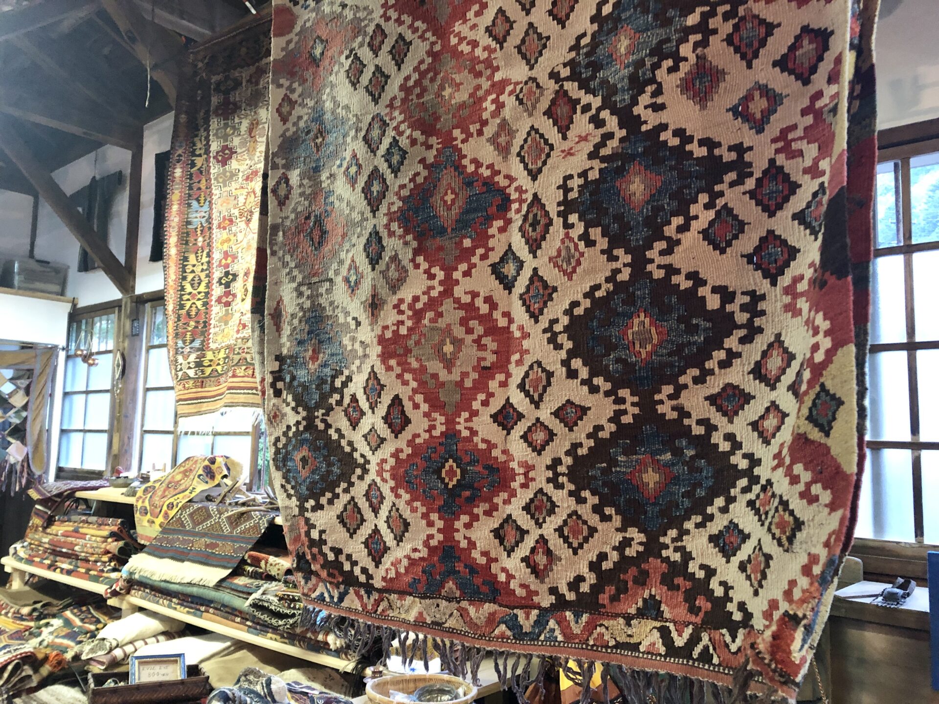 青梅　トルコ　キリム　織物