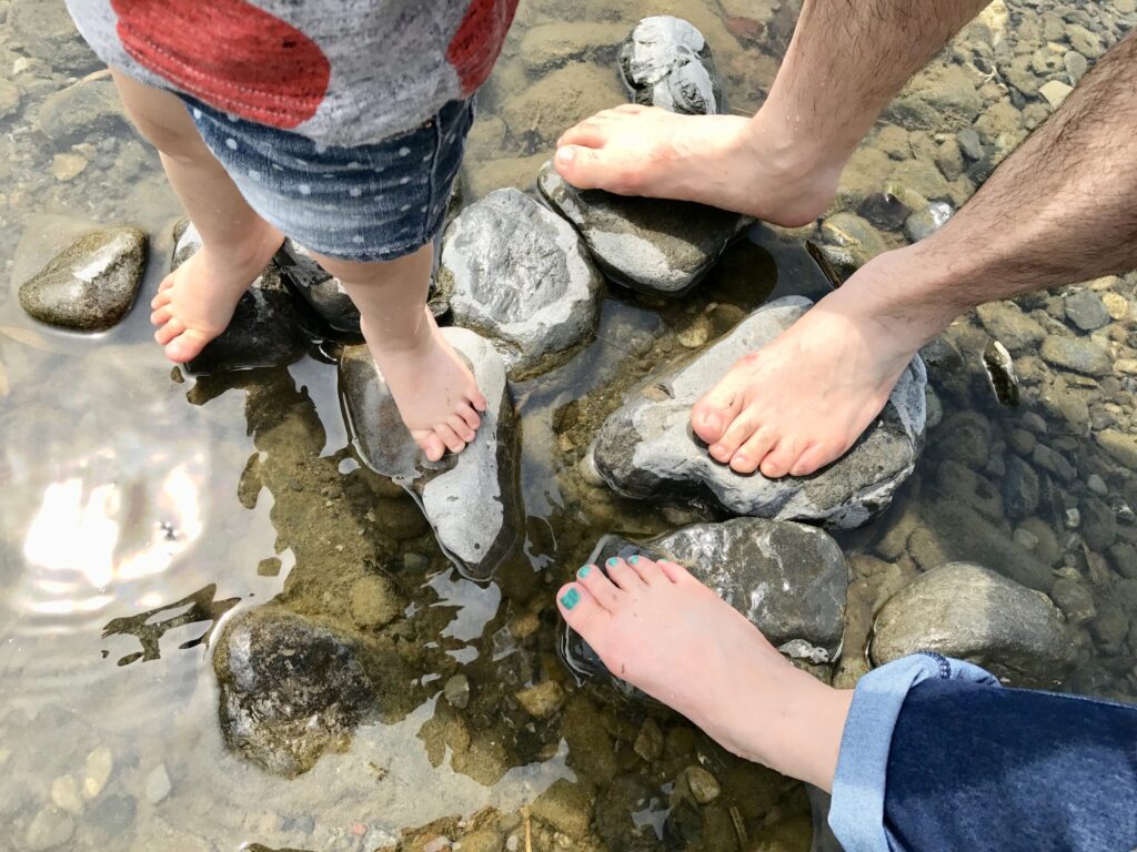 青梅　鎌の淵公園　多摩川　川遊び