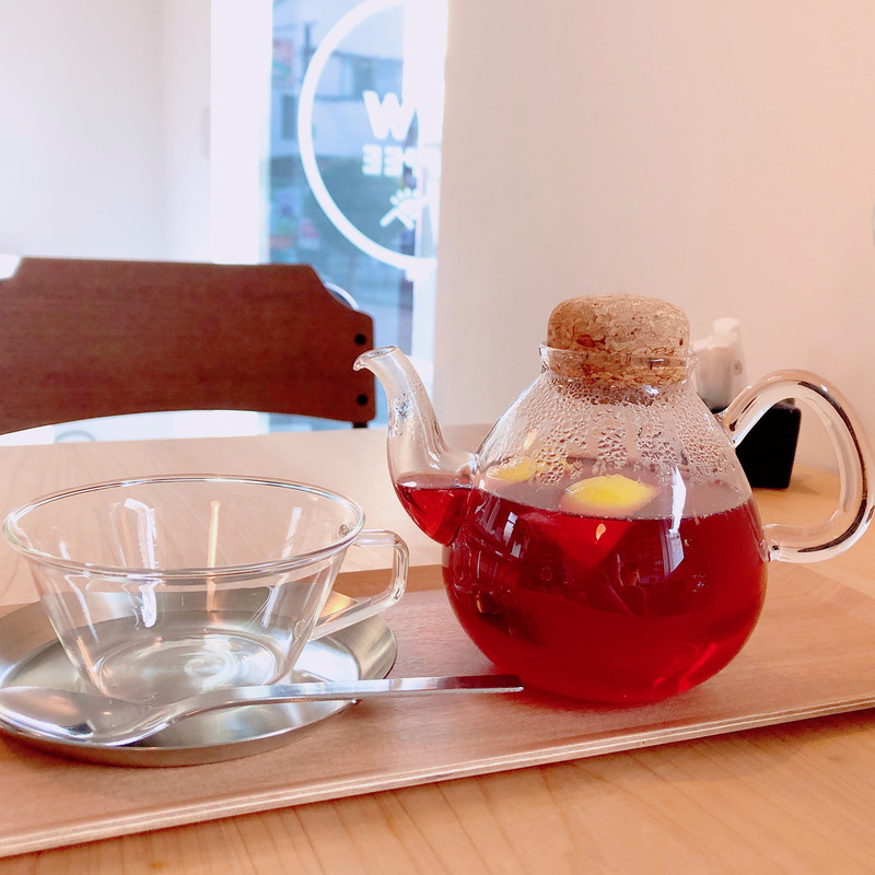 青梅　カフェ　オーガニックワイルドベリーハイビスカスティー（ホット）
