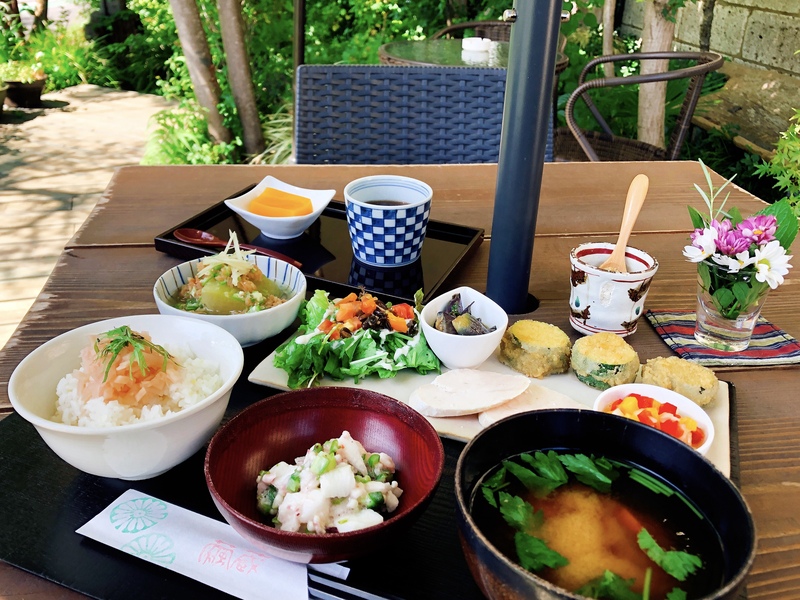 カフェ　繭蔵　御膳