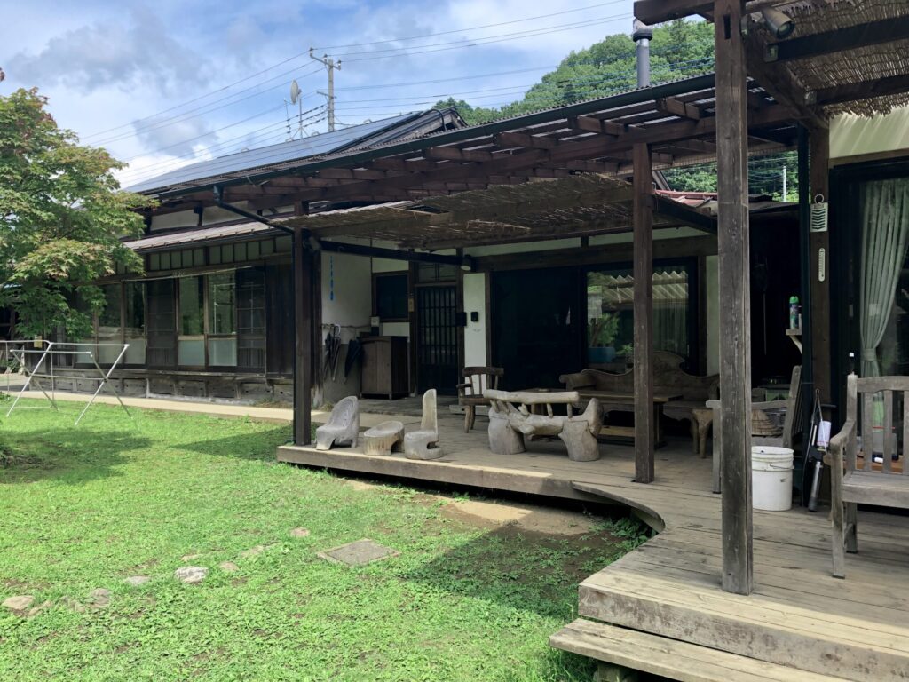 青梅　風土舎ハクナマタタ　外観