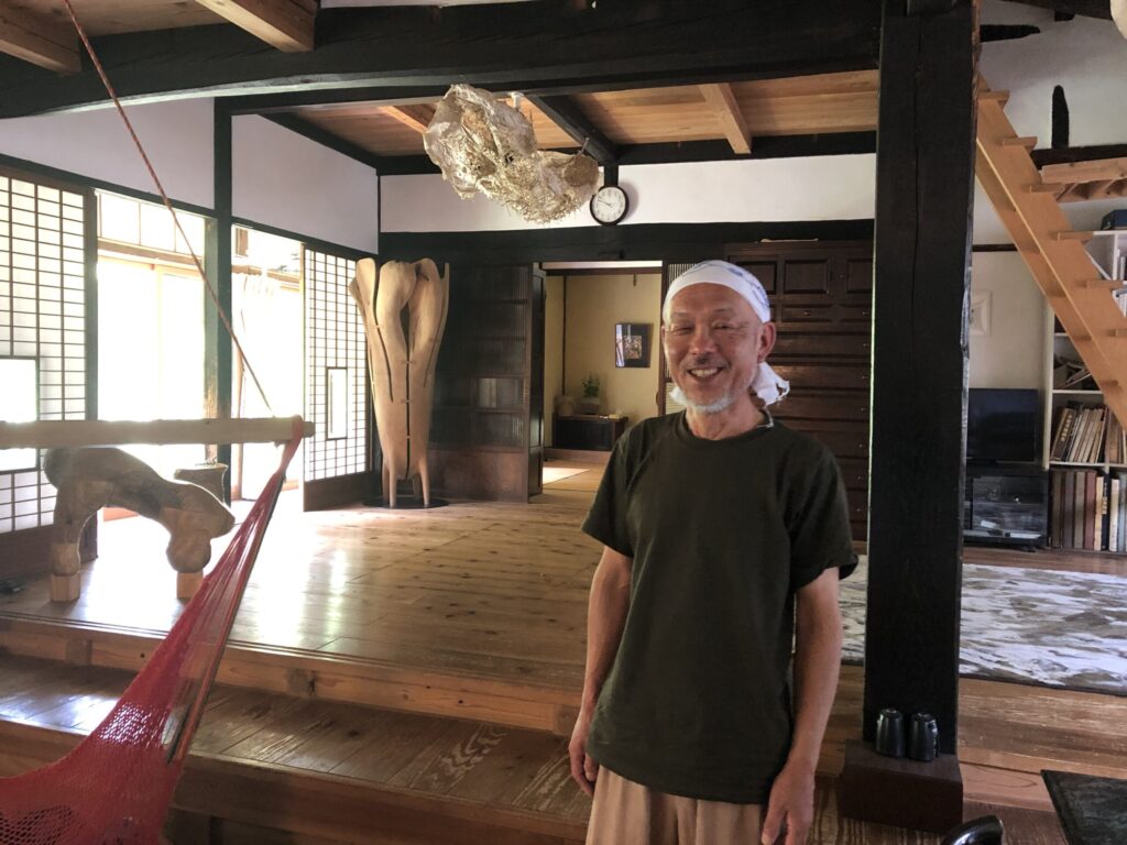青梅　風土舎ハクナマタタ　オーナー