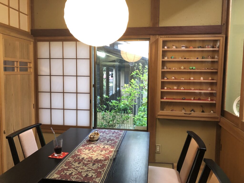 青梅　御岳山　蔵屋　ダイニングテーブル