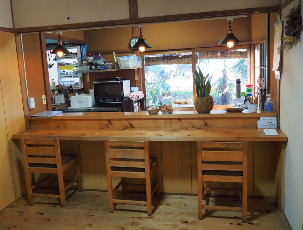 青梅 沢井マウンテンカフェ カウンター席