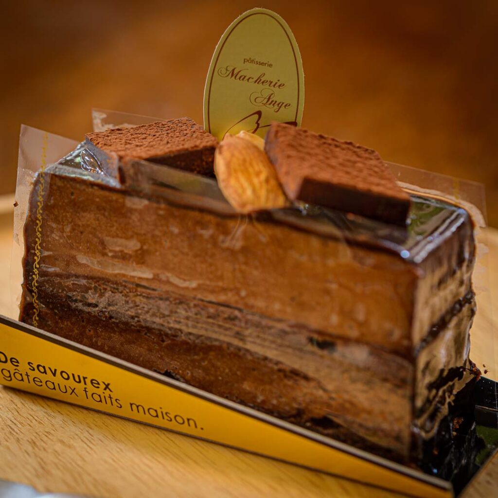 青梅　マシェリーアンジュ　ラ・ベルデュール　ケーキ