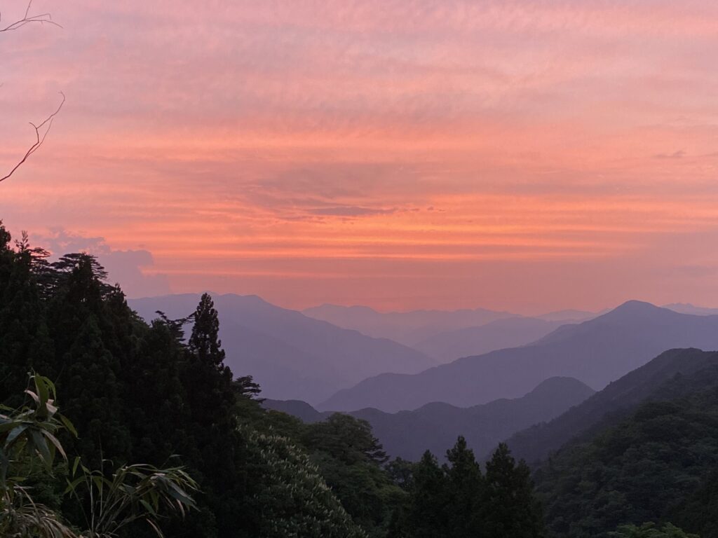 御岳山　御岳山荘　奥多摩　夕焼け