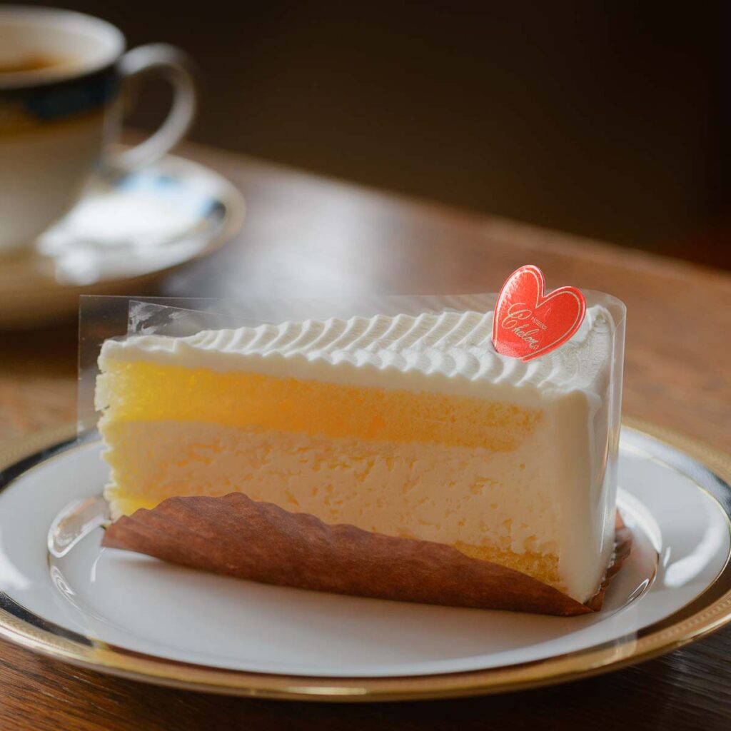 青梅　パティスリーシャロン　レアチーズケーキ
