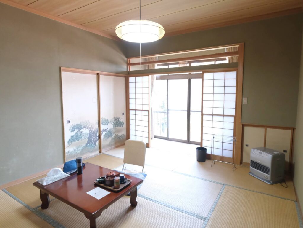 御岳山 静山荘 客室