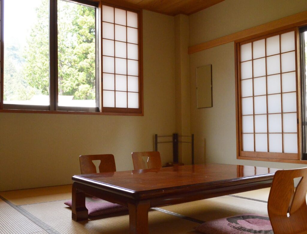 御岳山　藤本荘　客室