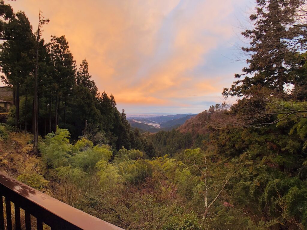 御岳山　駒鳥山荘　景観
