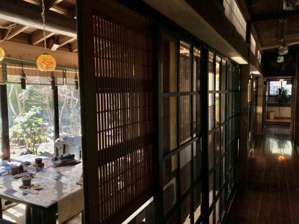 御岳山　山楽荘　廊下