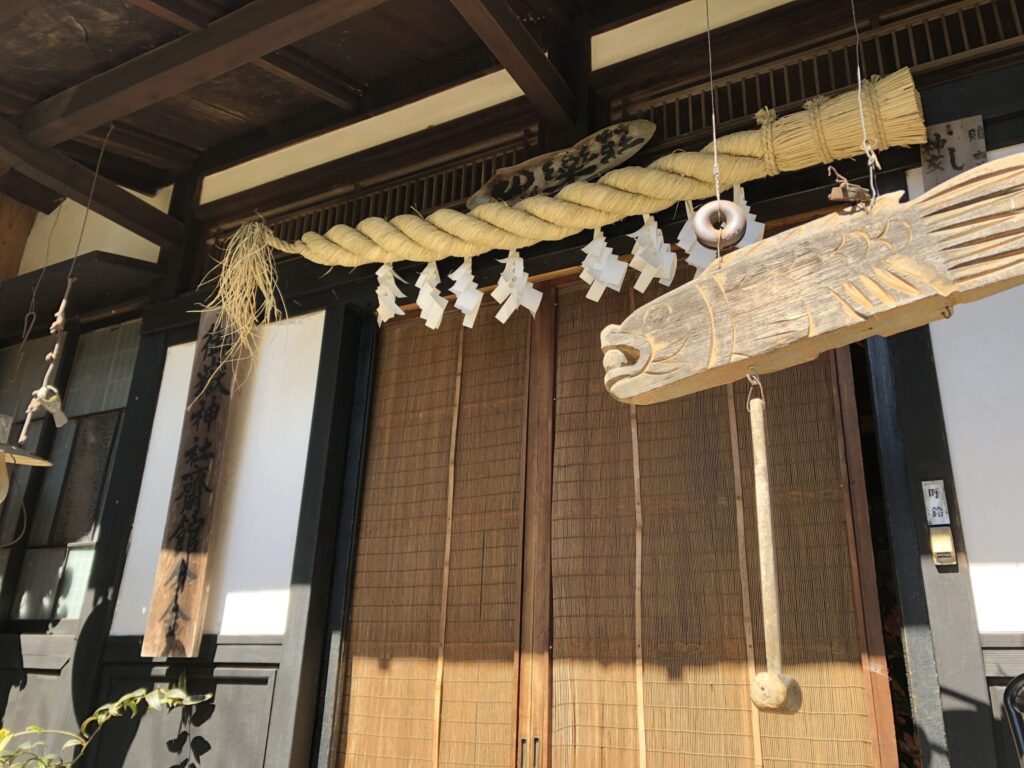 御岳山　山楽荘　注連縄