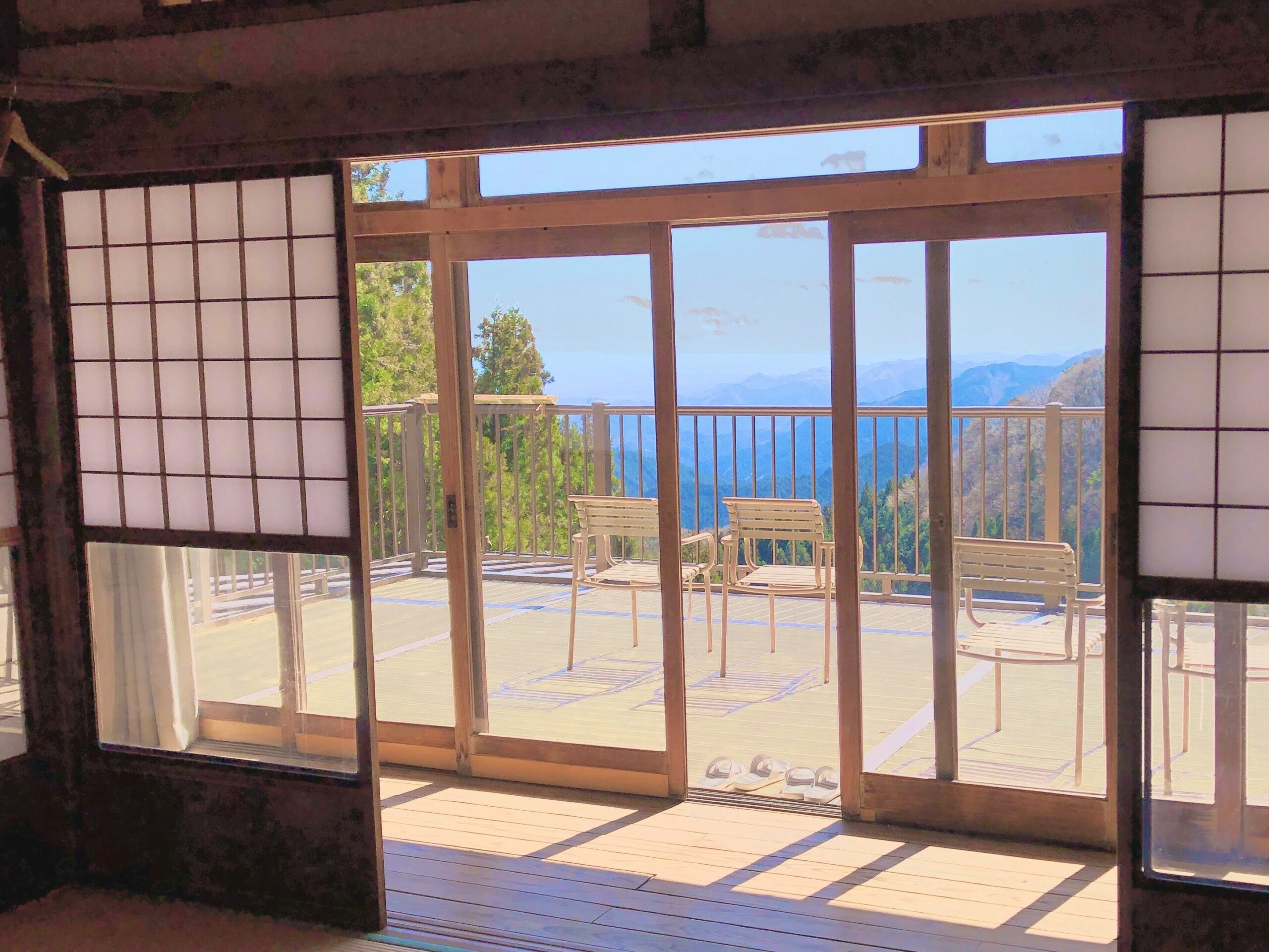 御岳山宿坊　駒鳥山荘からの眺め