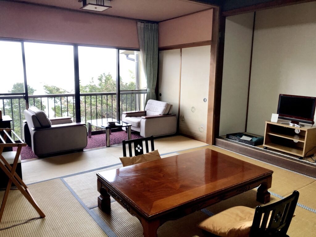 御岳山　山香荘　ゆりの間