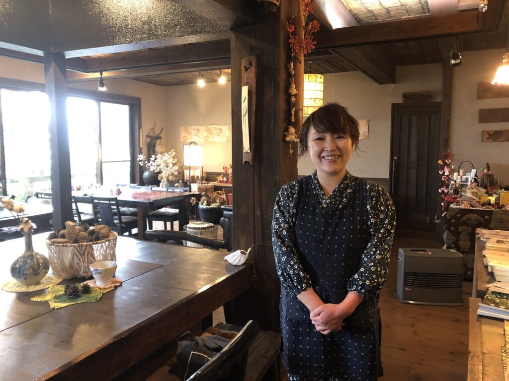 御岳山　山香荘　女将