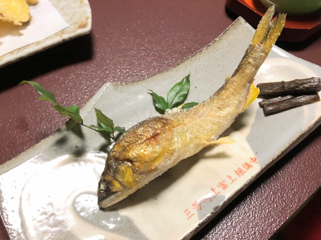 御岳山 秋山荘 夕食 川魚
