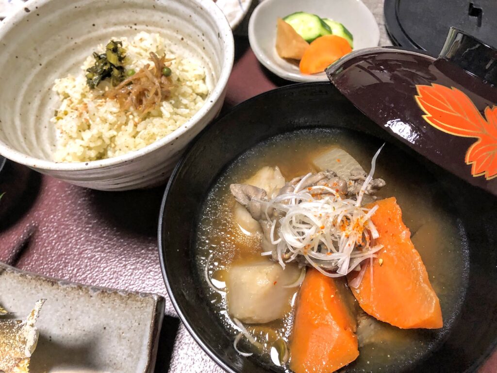御岳山 秋山荘 夕食 煮物