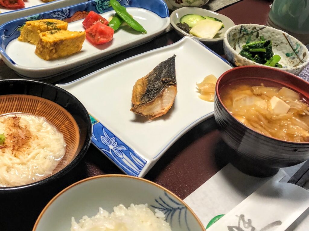 御岳山 秋山荘 朝食