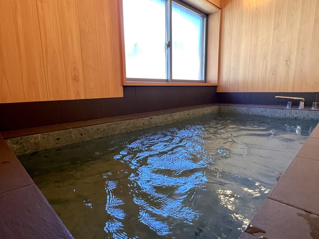 御岳山　うつぼや荘　浴室　ヒノキ