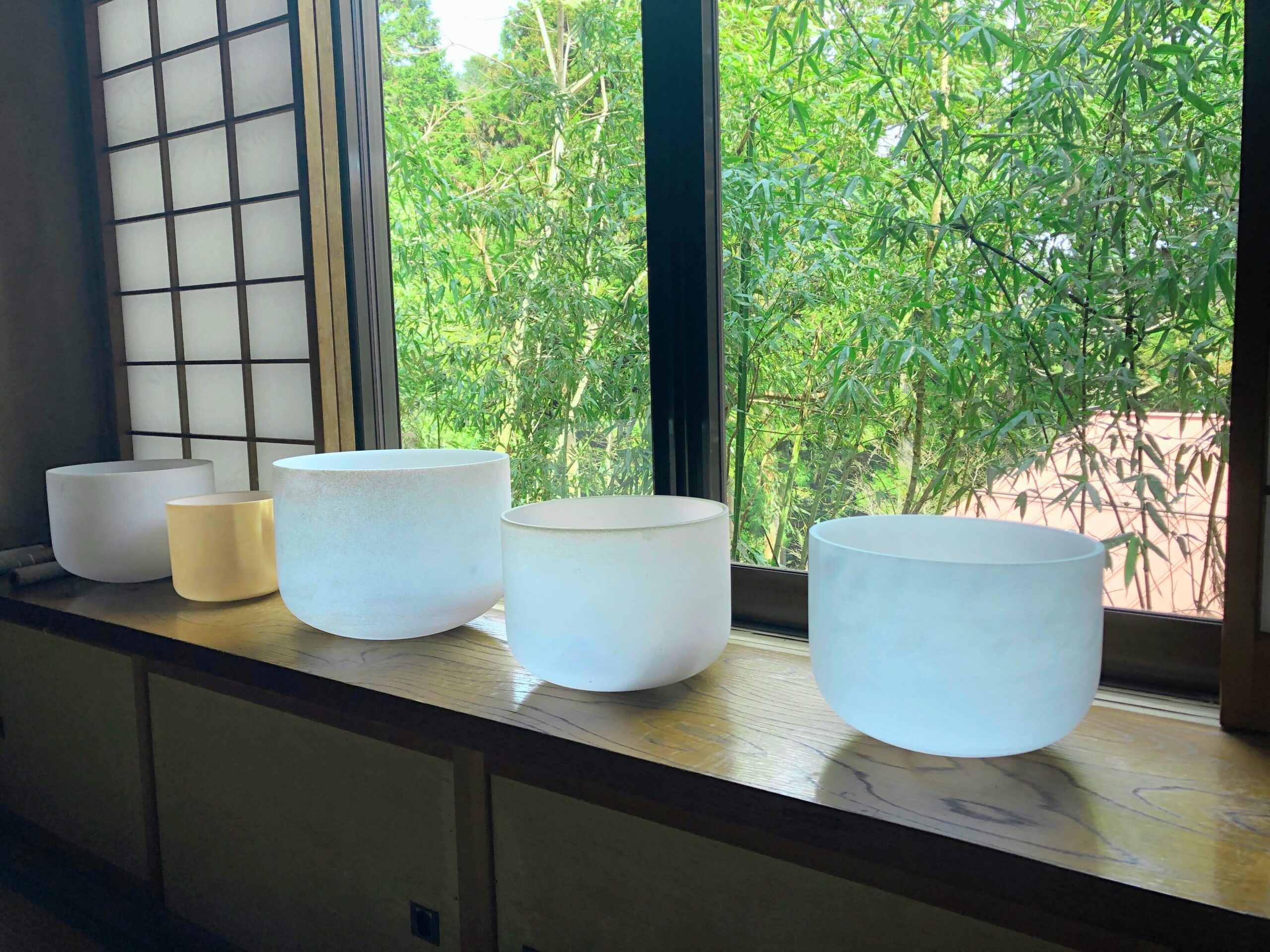 御岳山宿坊　静山荘のクリスタルボール