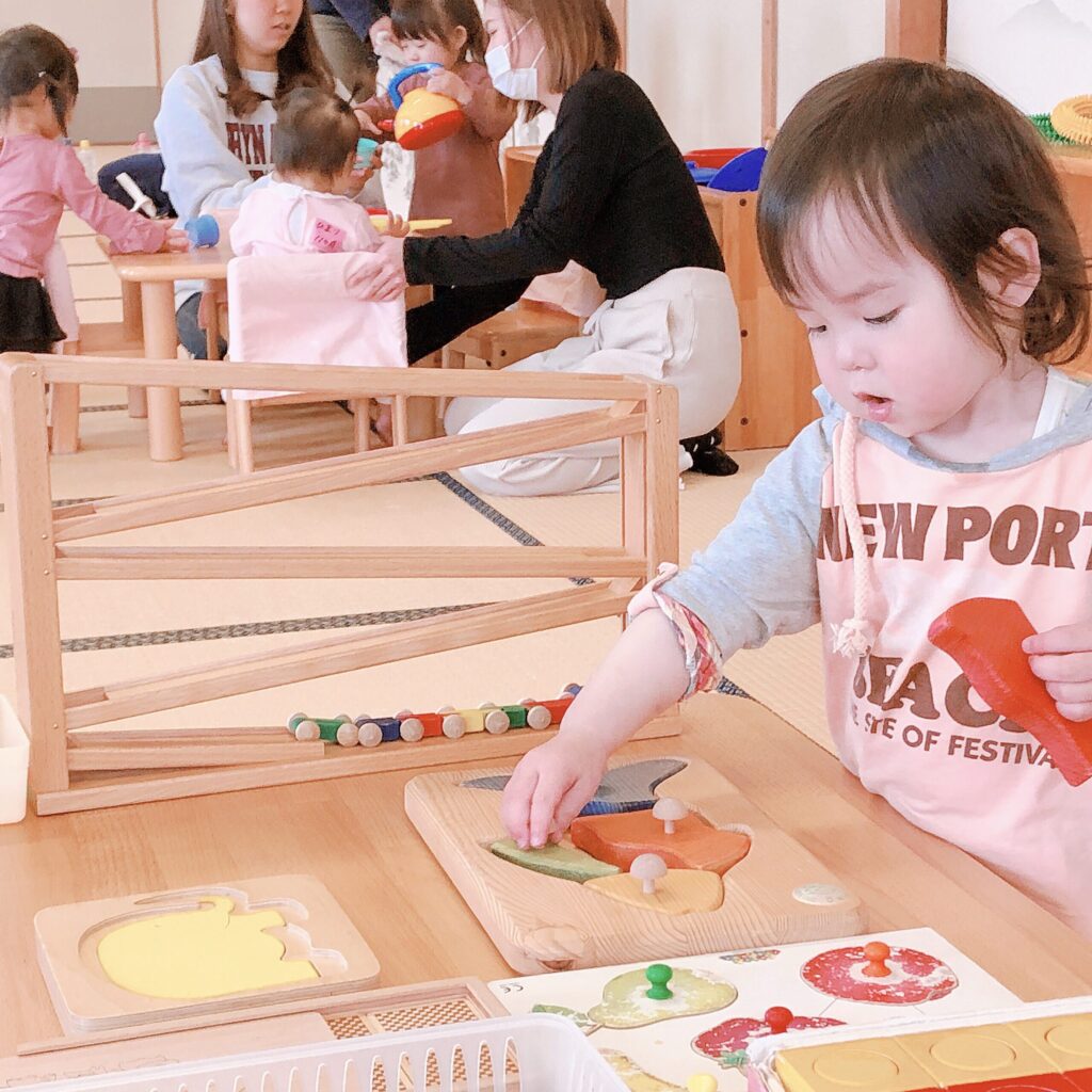 長淵保育園　子育て広場　ほのぼの&とことこ　木のおもちゃ