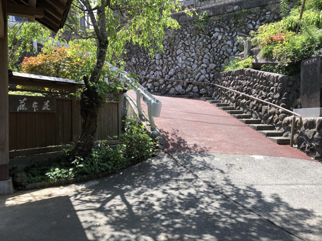 御岳山　藤本荘　外観
