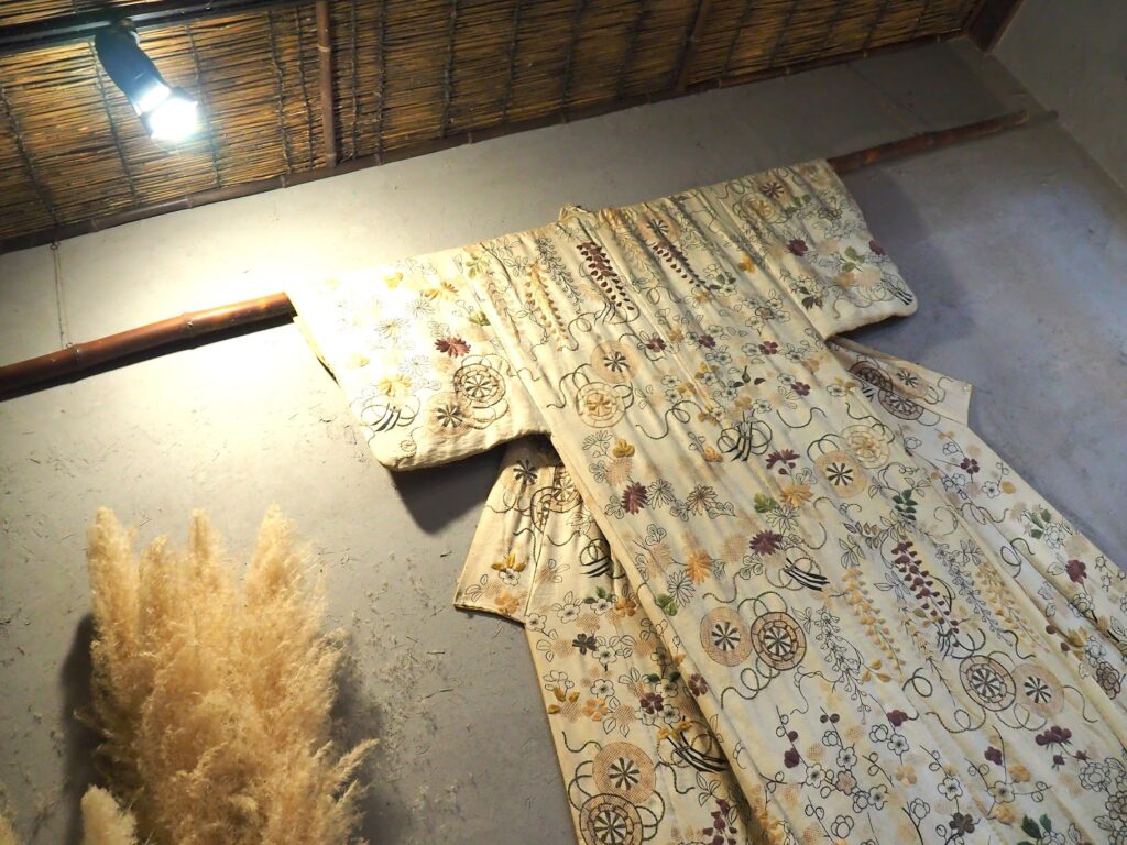 御岳山　山香荘　着物