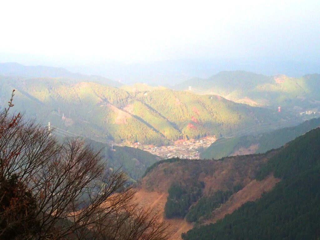 御岳山 町久保田 山 見晴らし