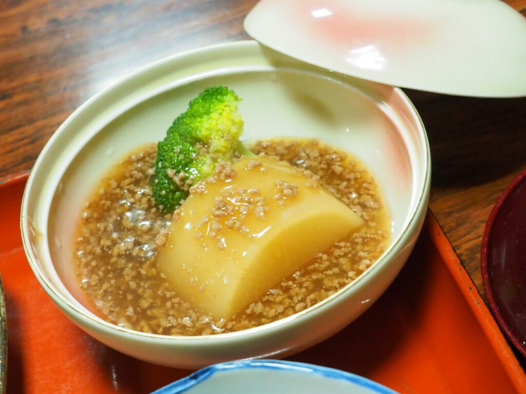 御岳山 町久保田 大根のそぼろあんかけ