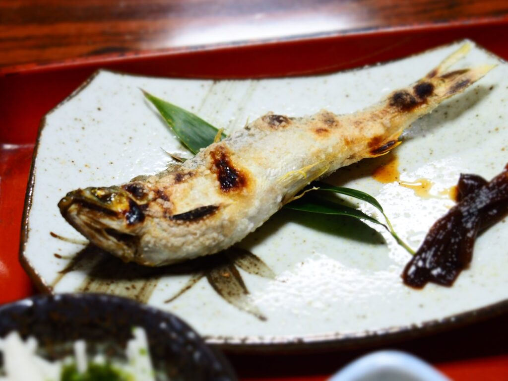 御岳山 町久保田 鮎の塩焼き