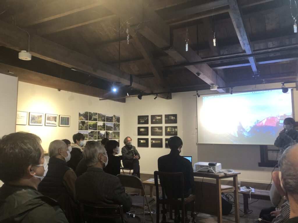 繭蔵 2階ギャラリー