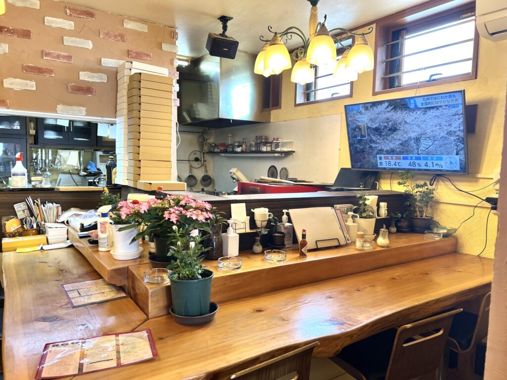 青梅 イタリアン ピザ パルファン カウンター席