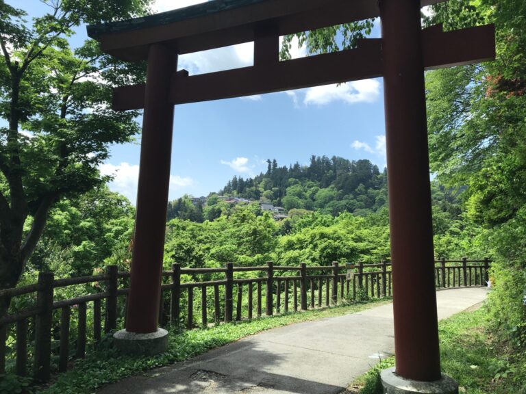 青梅　御岳山　宿坊　鳥居