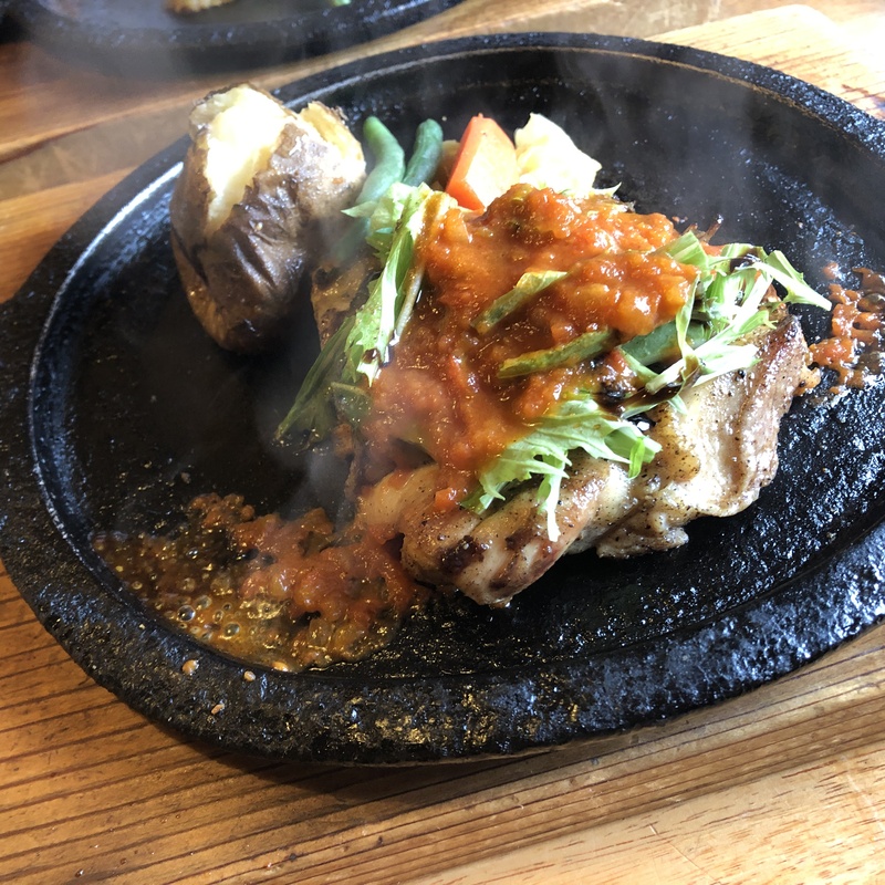 青梅　ハンバーグ　チャコグリル　若鶏の炭火焼