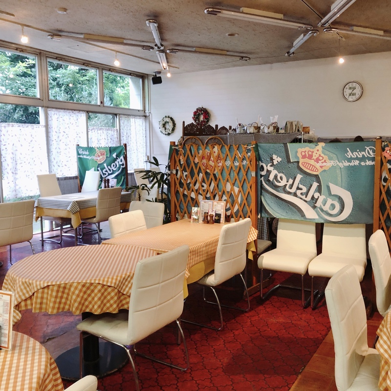 青梅　洋食　ガンバガンバ　店内