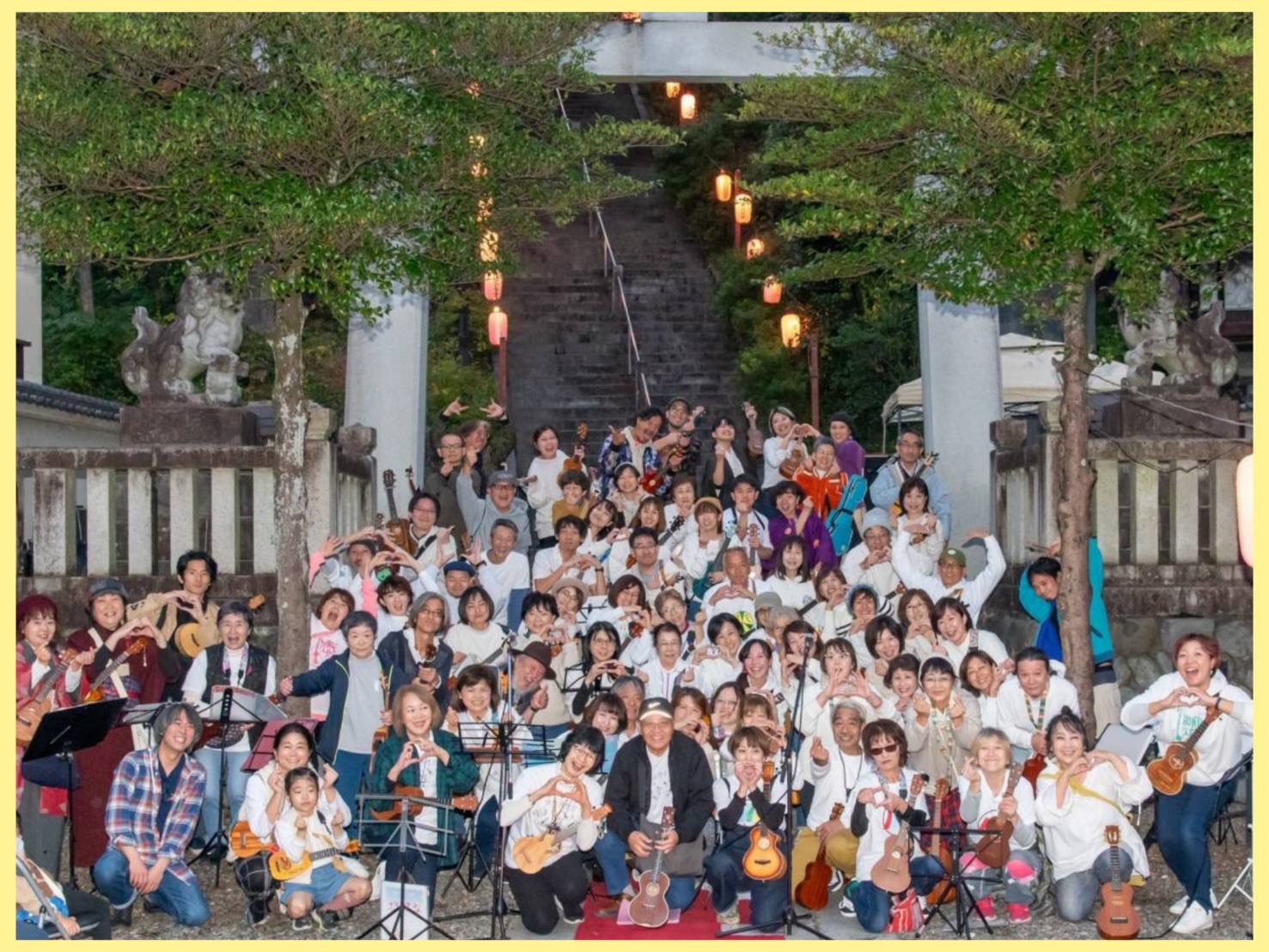 100人ウクレレ