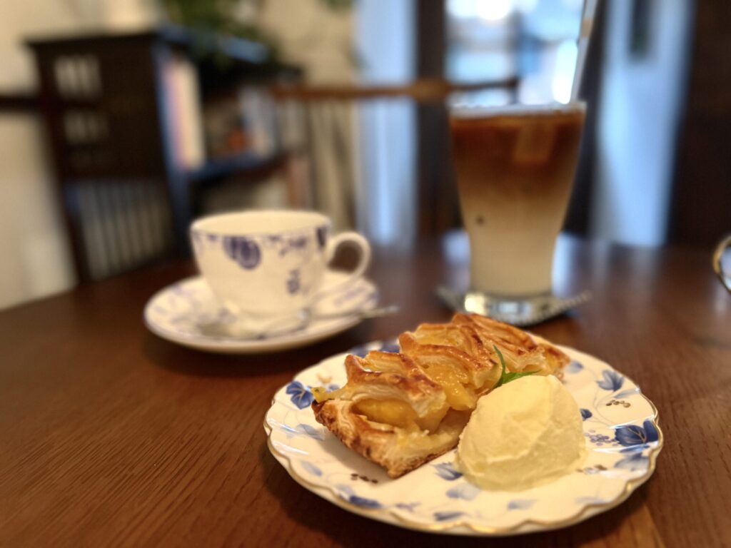 青梅 純喫茶 エスポワール アップルパイ カフェオレ