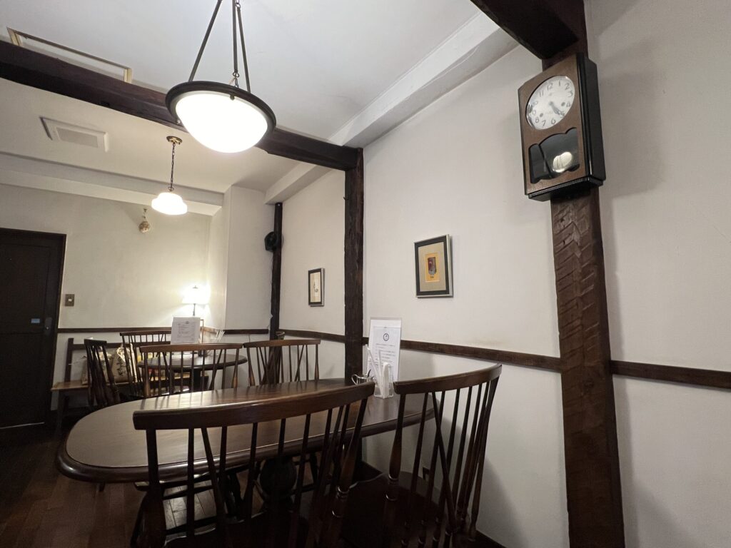 青梅 純喫茶 エスポワール 店内