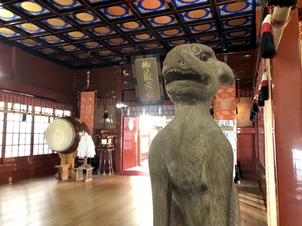 青梅 御岳山 武蔵御嶽神社 拝殿 おいぬ様