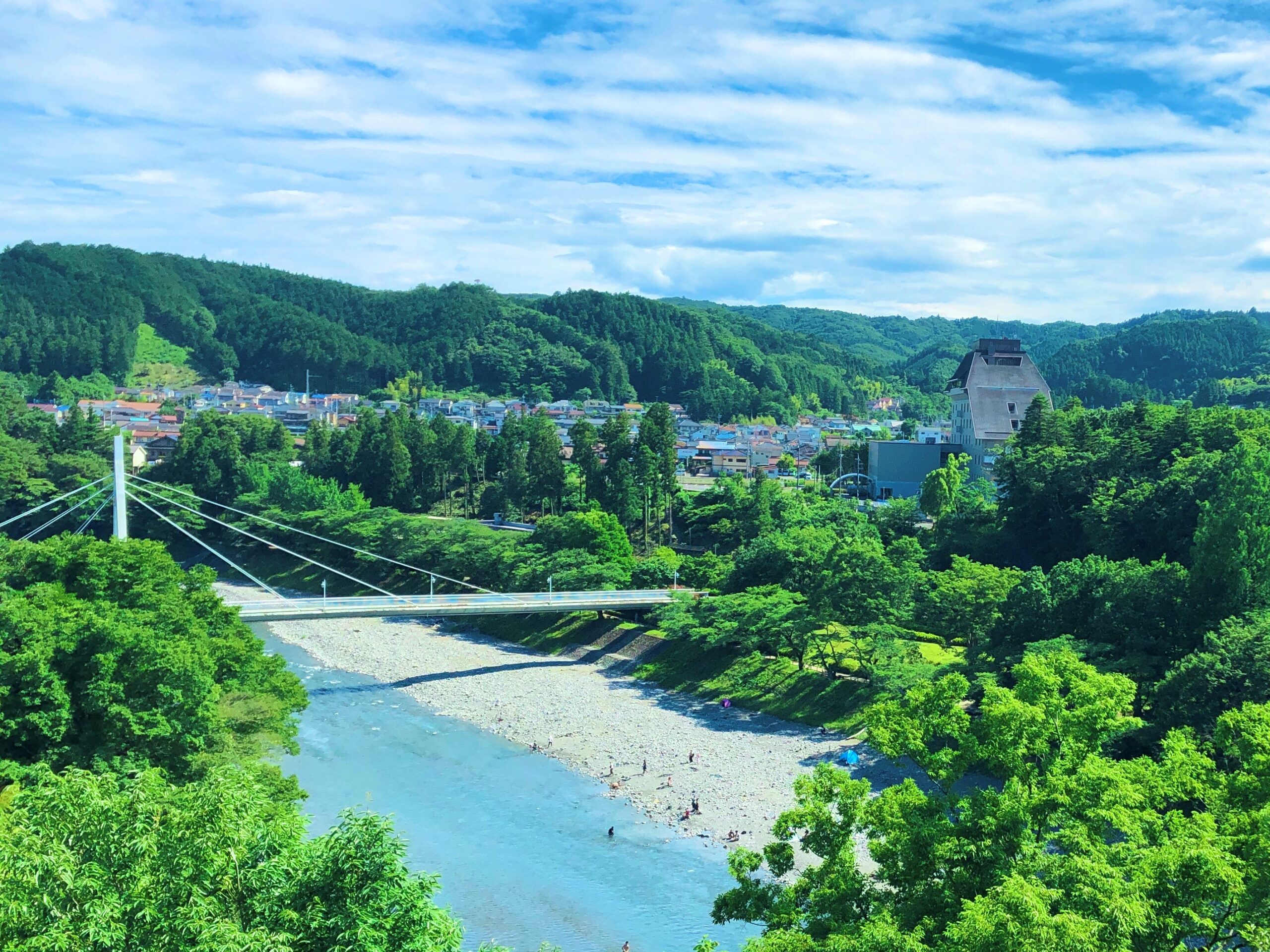 釜の淵公園　多摩川　鮎美橋